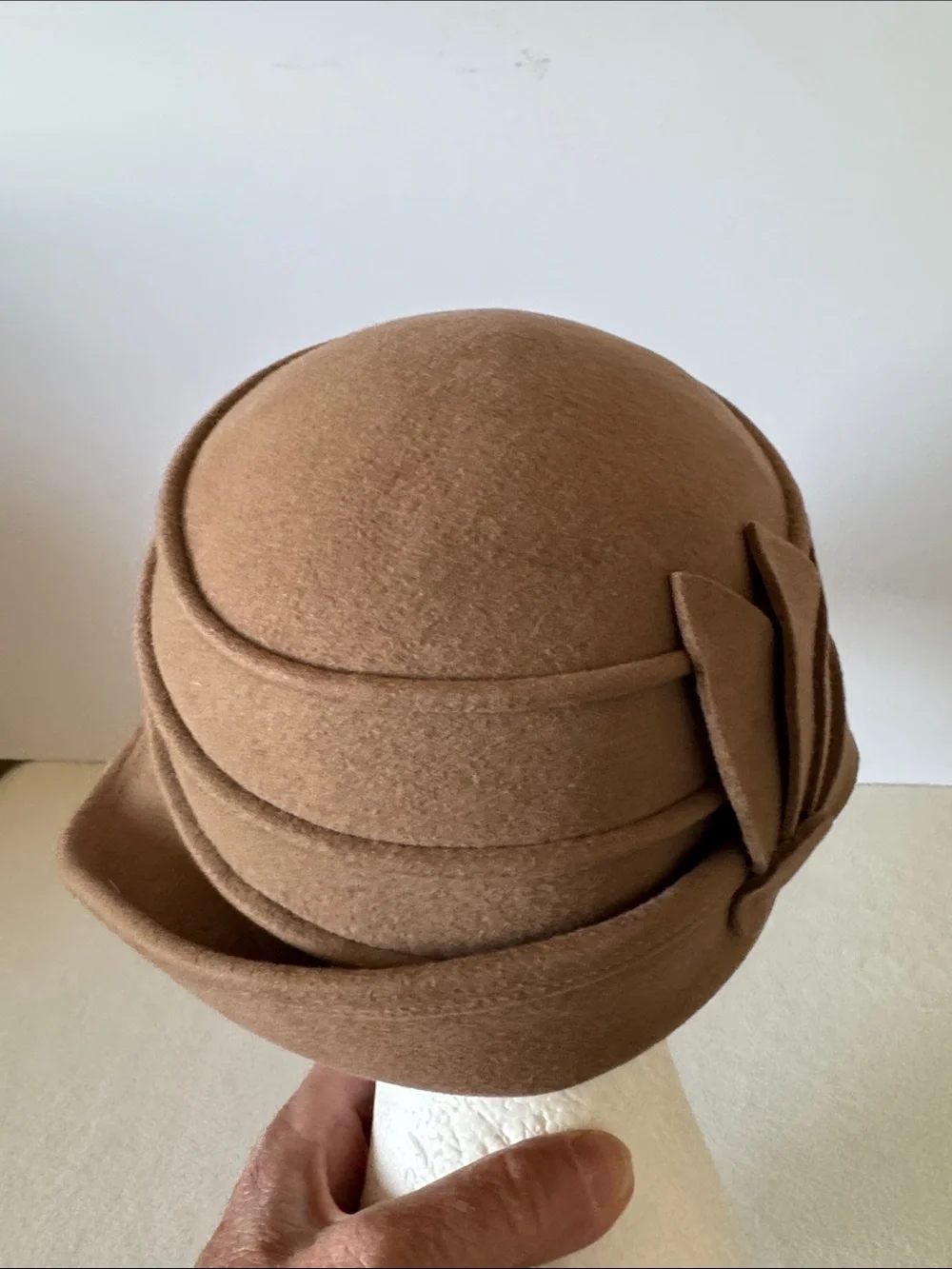 DeLux wool cloche hat